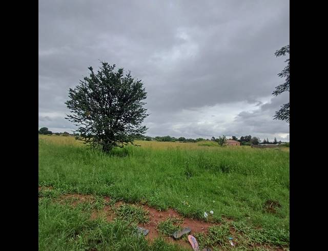 16,170M² VACANT LAND FOR SALE IN KOOKRUS